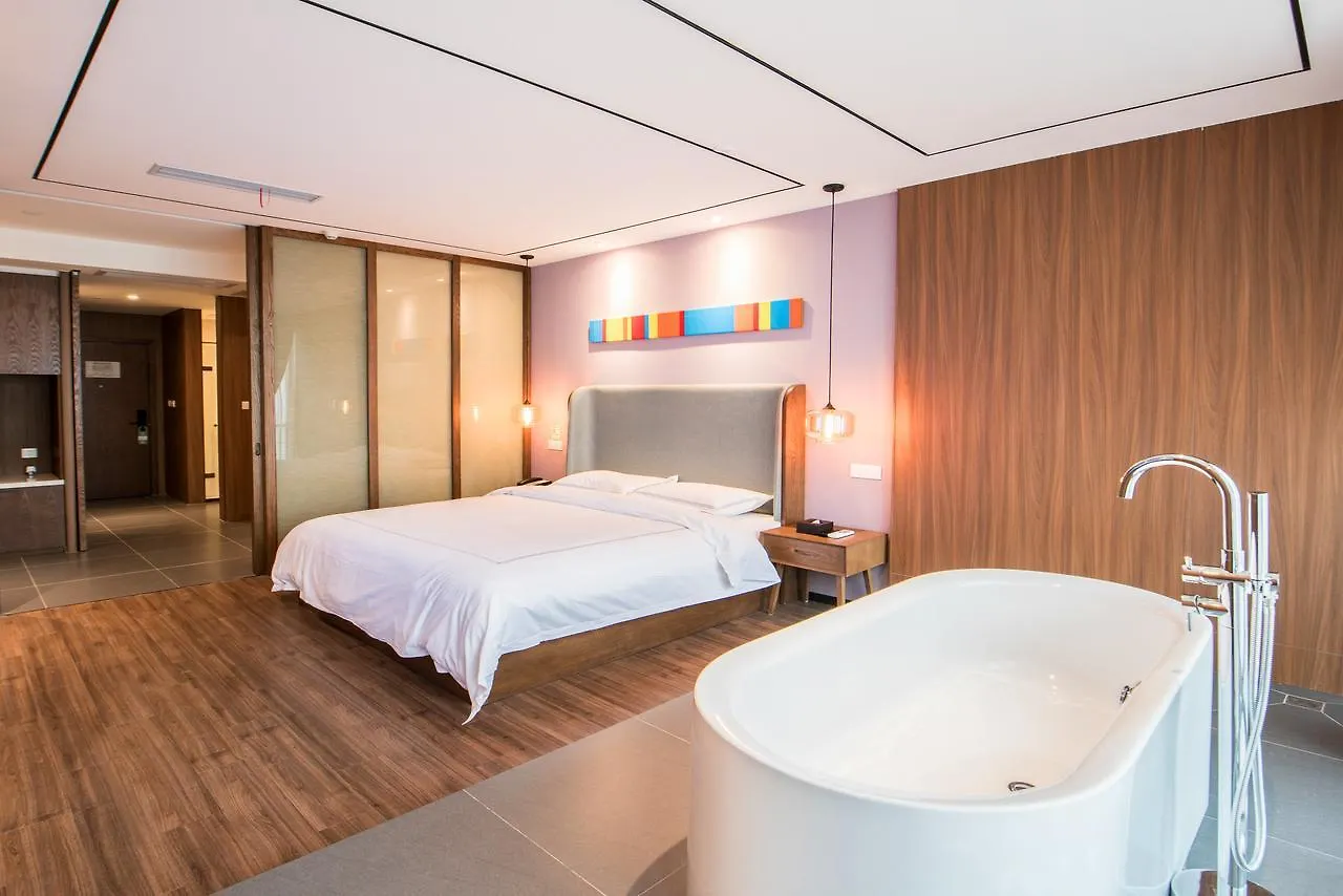 סוג'ואו Life Hotel
