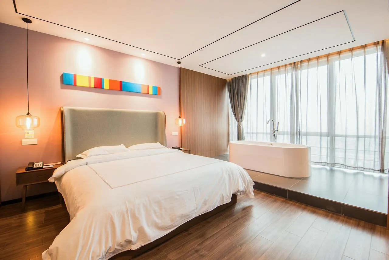סוג'ואו Life Hotel 4*,  סין